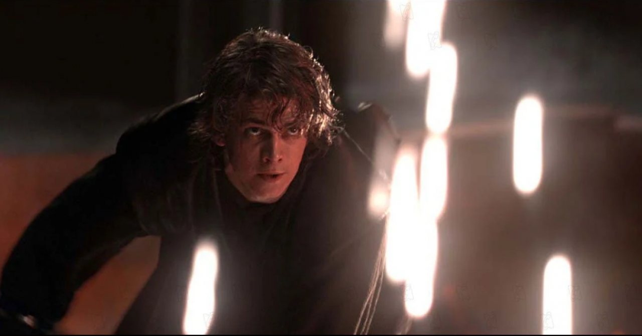 海頓·克里斯滕森(Hayden Christensen)準備慶祝西斯復仇的20週年